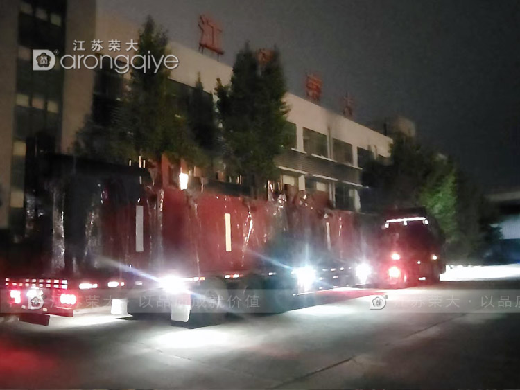 安徽智能候車亭裝車完成