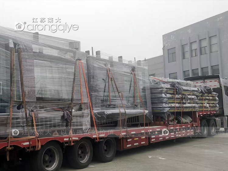 浙江候車亭等待發車